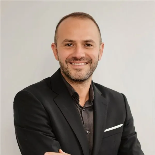 Portrait of Sorin Petrus, Chief Delivery Officer